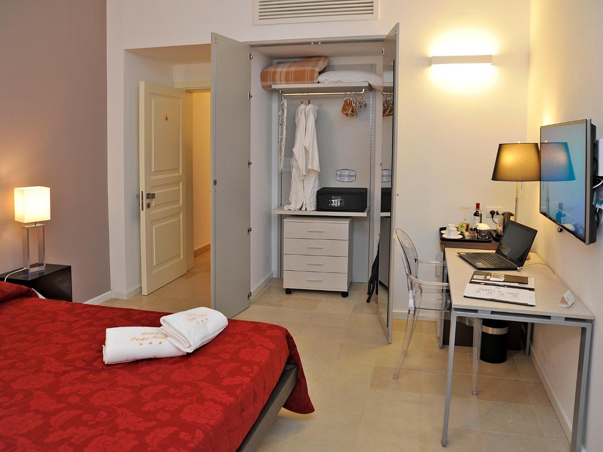 Hotel Porta Reale Noto Chambre photo
